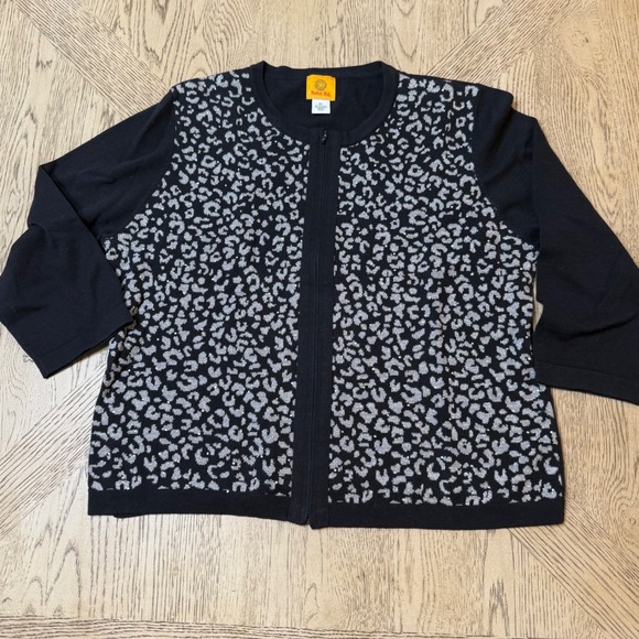 Ruby Rd Women's XL Black Animal Print‎ Zip Front Embellished Cardigan Sweater - Picture 2 of 8
